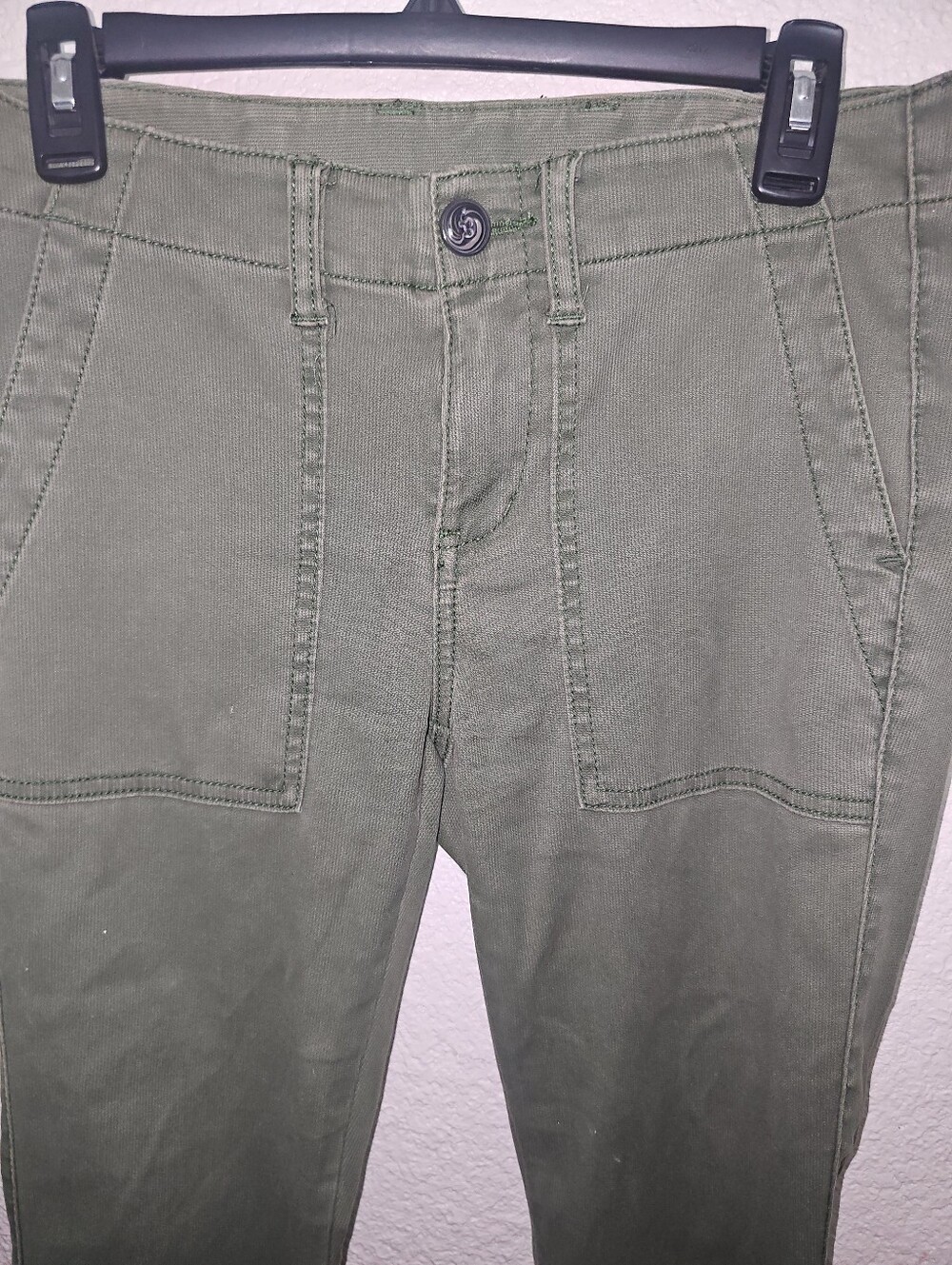 Cabi - Picture 2 of 3